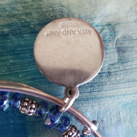 Alex and Ani set of 2 Peace Bangles - Picture 5 of 6